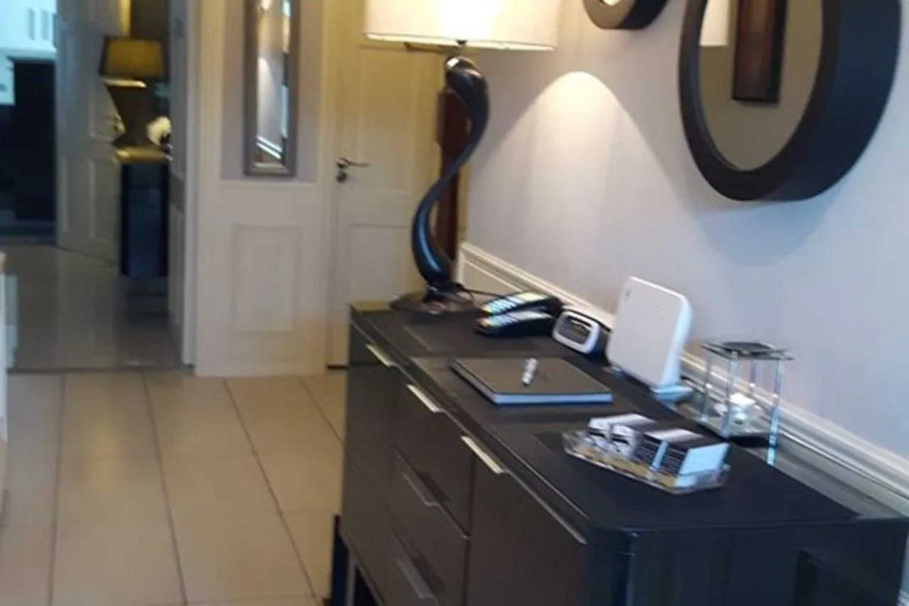 Almara House Bed and Breakfast Γκάλγουεϊ 4*,