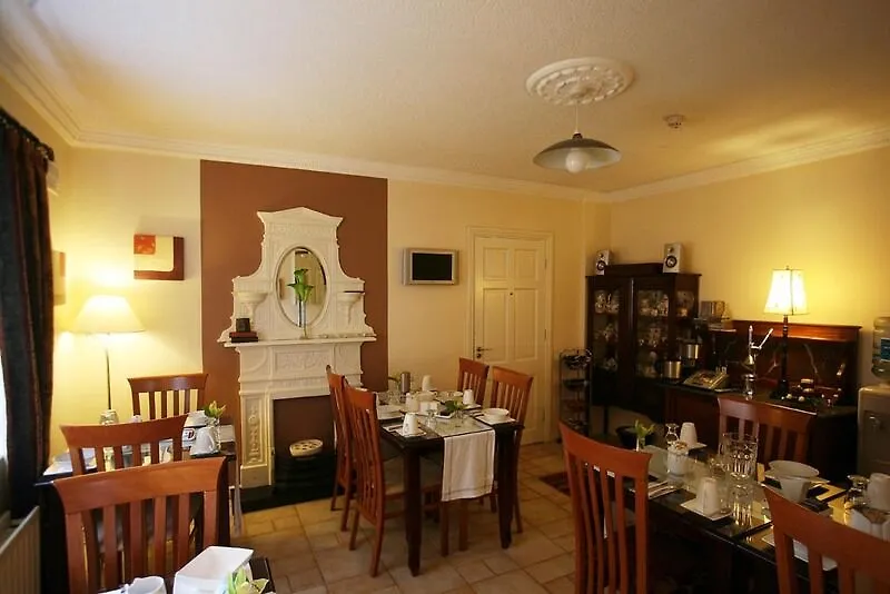 Almara House Bed & Breakfast Galway 4*,  Ireland